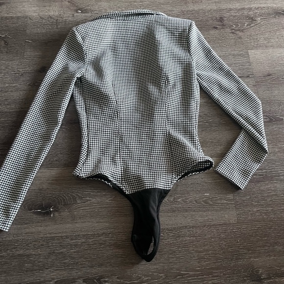 Zara Black and White Houndstooth Top - Picture 4 of 5